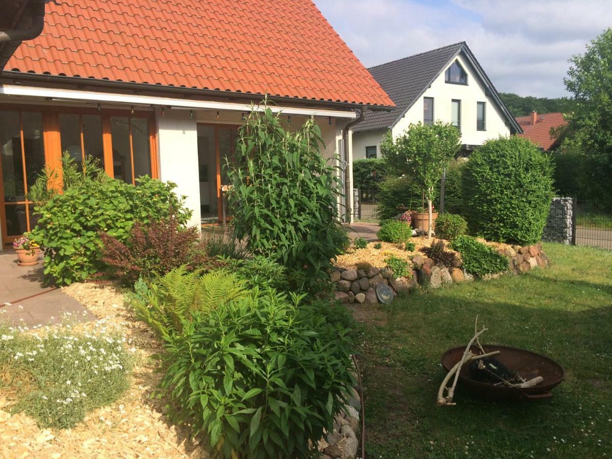 Ferienwohnung Stoerblick Schwerin Raben Steinfeld ภายนอก รูปภาพ